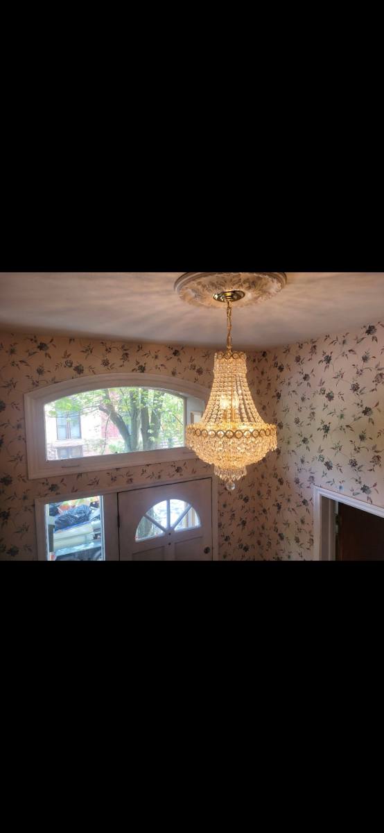 Apartment for rent at 153 1st St #2, Troy, NY 12180