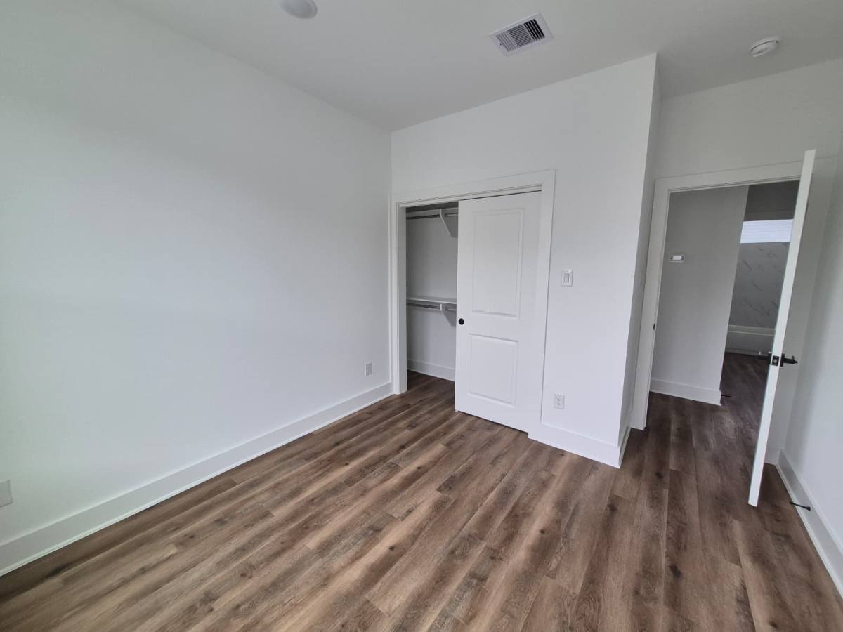 House for rent at 3213 S Emanuel St, Houston, TX 77004