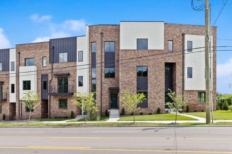 Townhouse for rent at 506 W Trinity Lane, Nashville, TN 37207