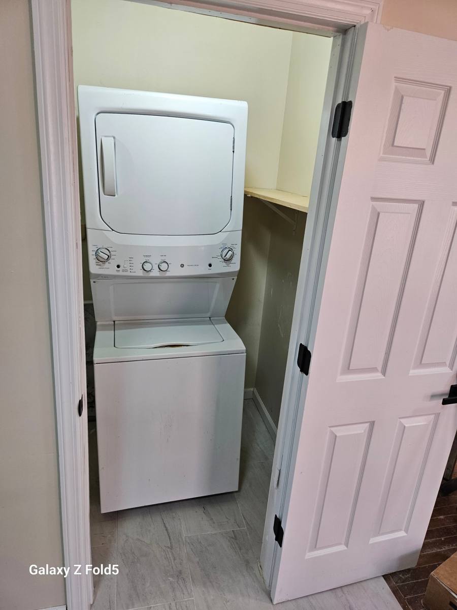 Apartment for rent at 144 Huntington Terrace #2L, Newark, NJ 07112