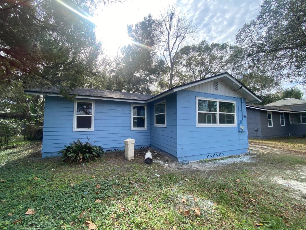 House for rent at 2050 W 40th St, Jacksonville, FL 32209