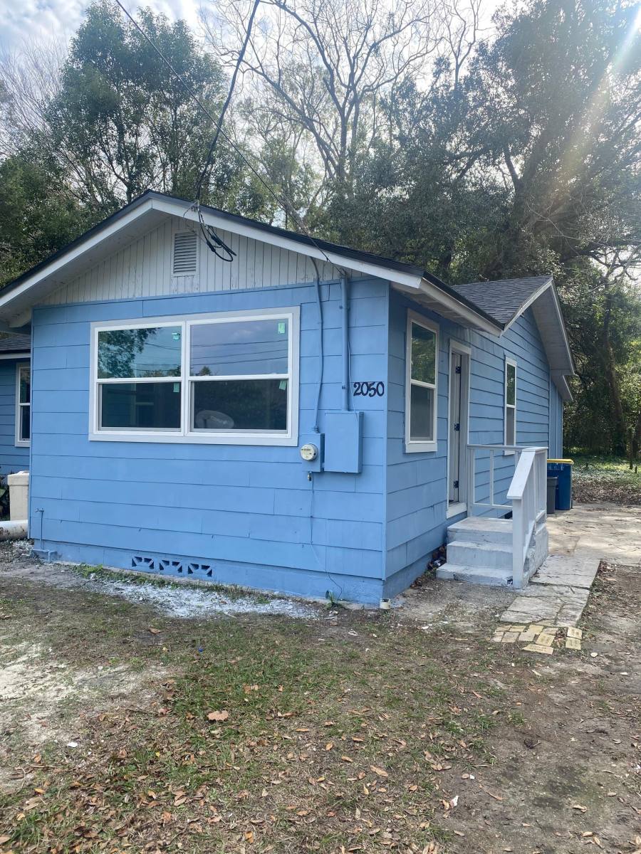 House for rent at 2050 W 40th St, Jacksonville, FL 32209