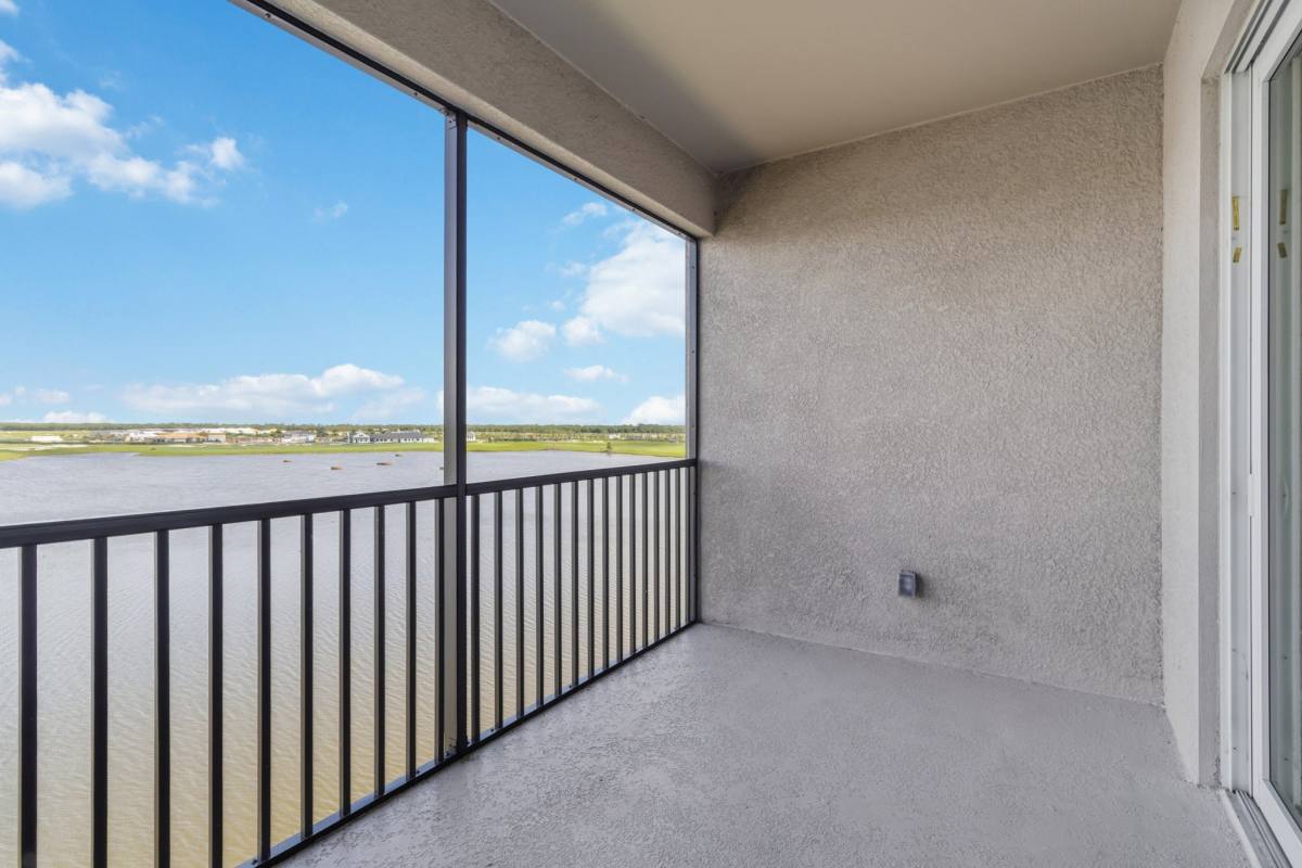 Condo for rent at 19116 Scallop Lp, Bradenton, FL 34211