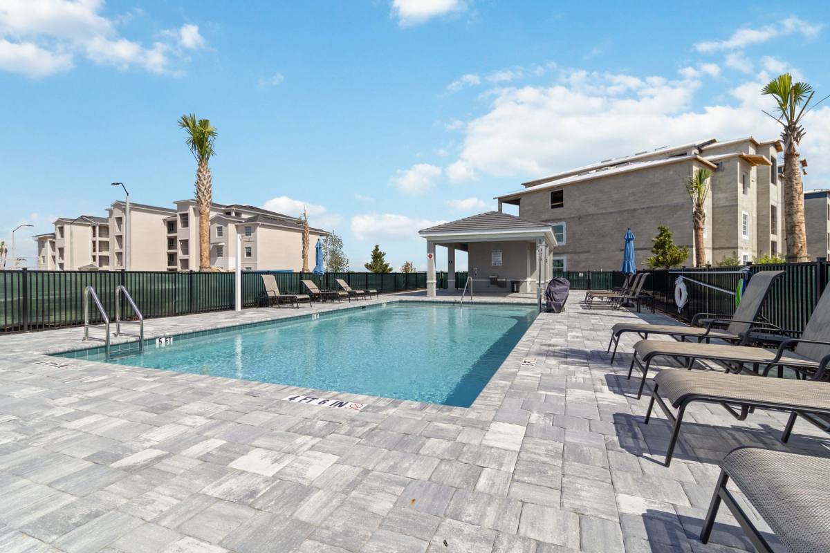 Condo for rent at 19116 Scallop Lp, Bradenton, FL 34211