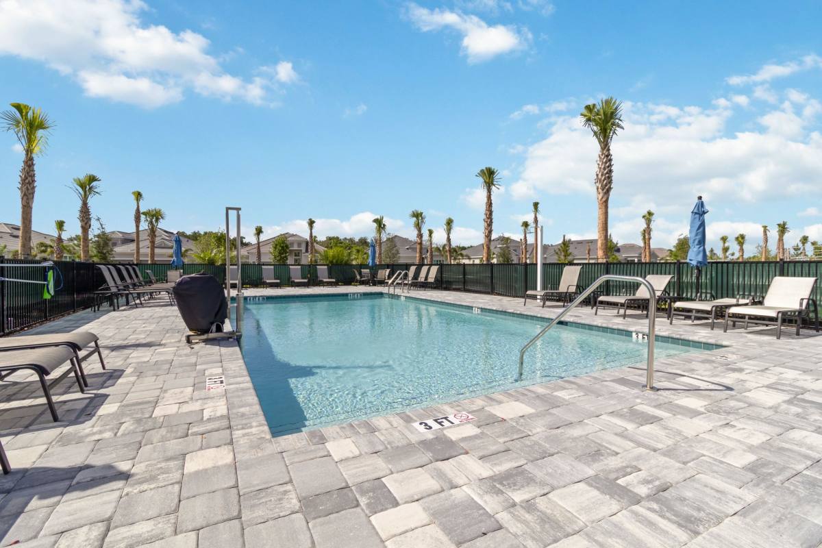 Condo for rent at 19116 Scallop Lp, Bradenton, FL 34211