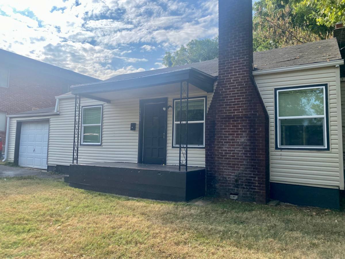 House for rent at 1714 E Cherry St, Springfield, MO 65802
