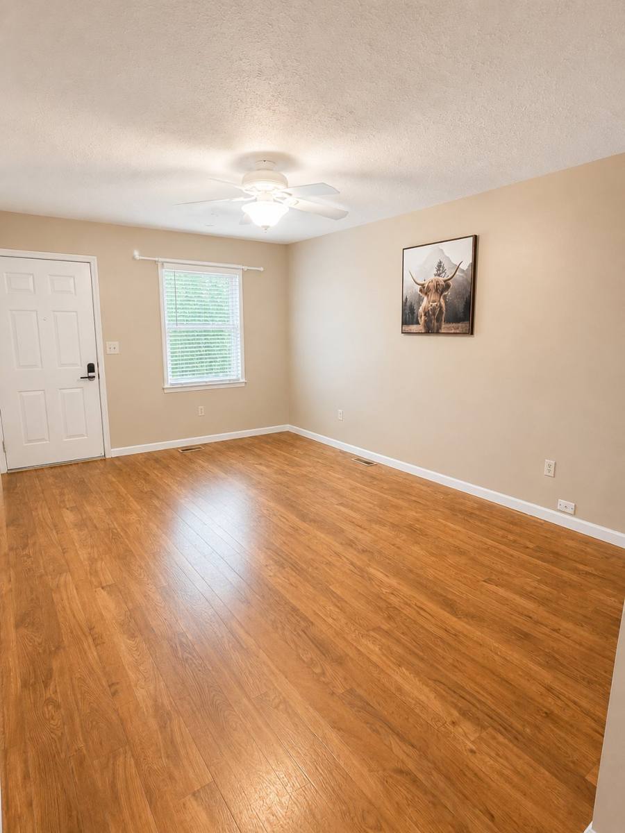 Apartment for rent at 111 Watzel Lane, Hendersonville, NC 28792