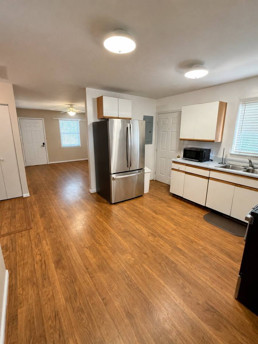 Apartment for rent at 111 Watzel Lane, Hendersonville, NC 28792