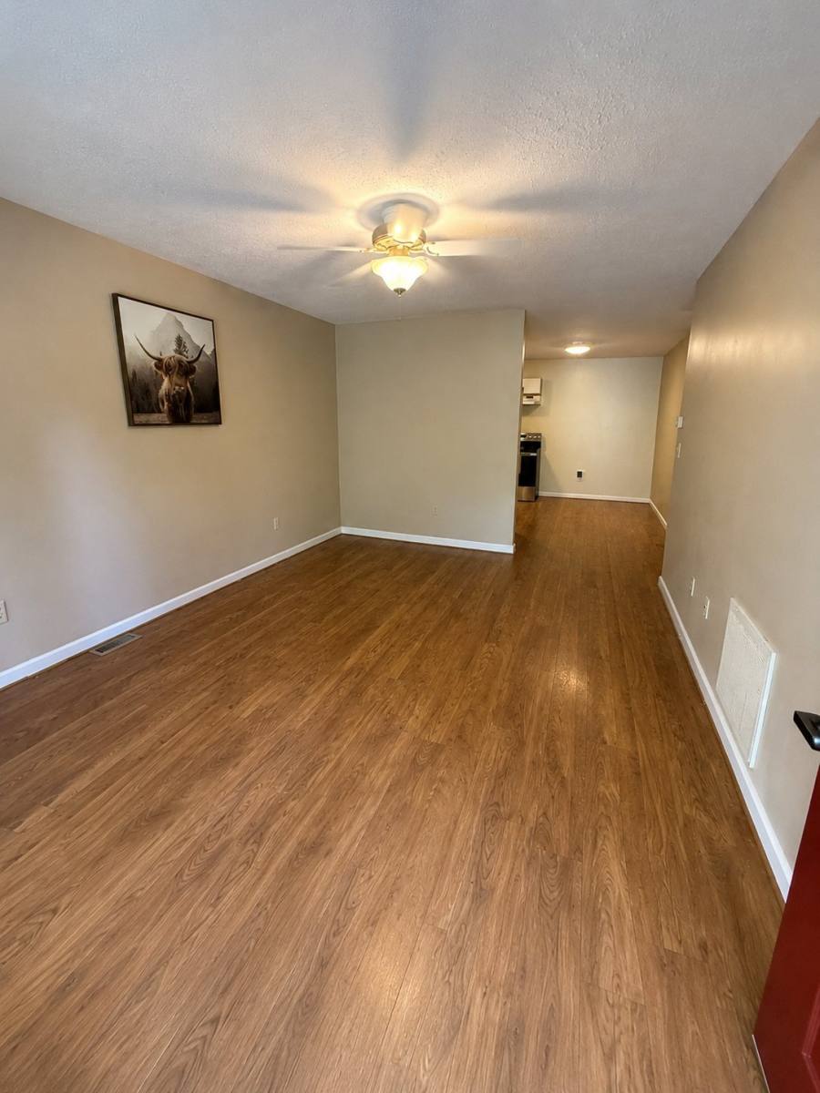Apartment for rent at 111 Watzel Lane, Hendersonville, NC 28792