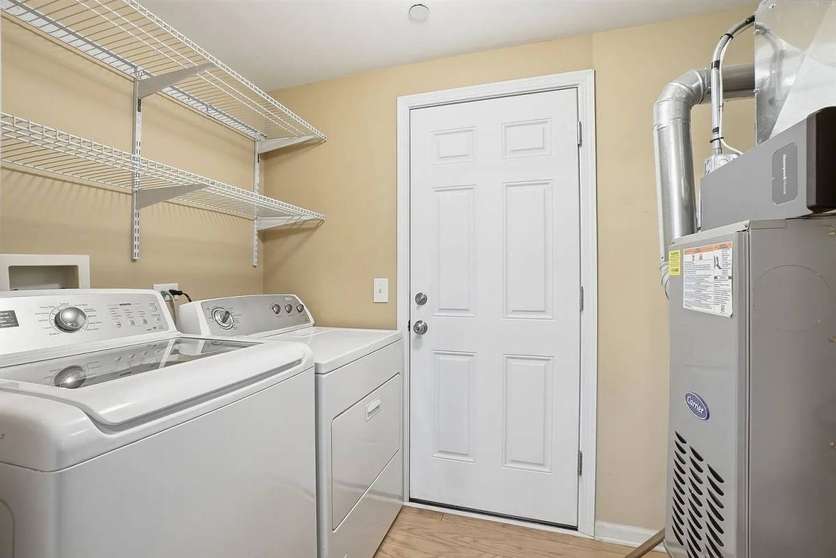 Townhouse for rent at 1814 Candlelight Circle, Montgomery, IL 60538