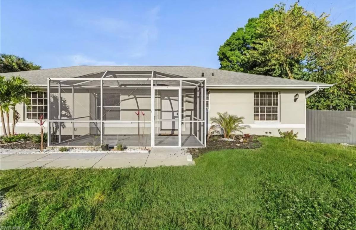 House for rent at 517 Plumosa Ave, Lehigh Acres, FL 33972