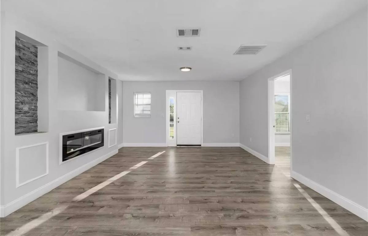 House for rent at 517 Plumosa Ave, Lehigh Acres, FL 33972
