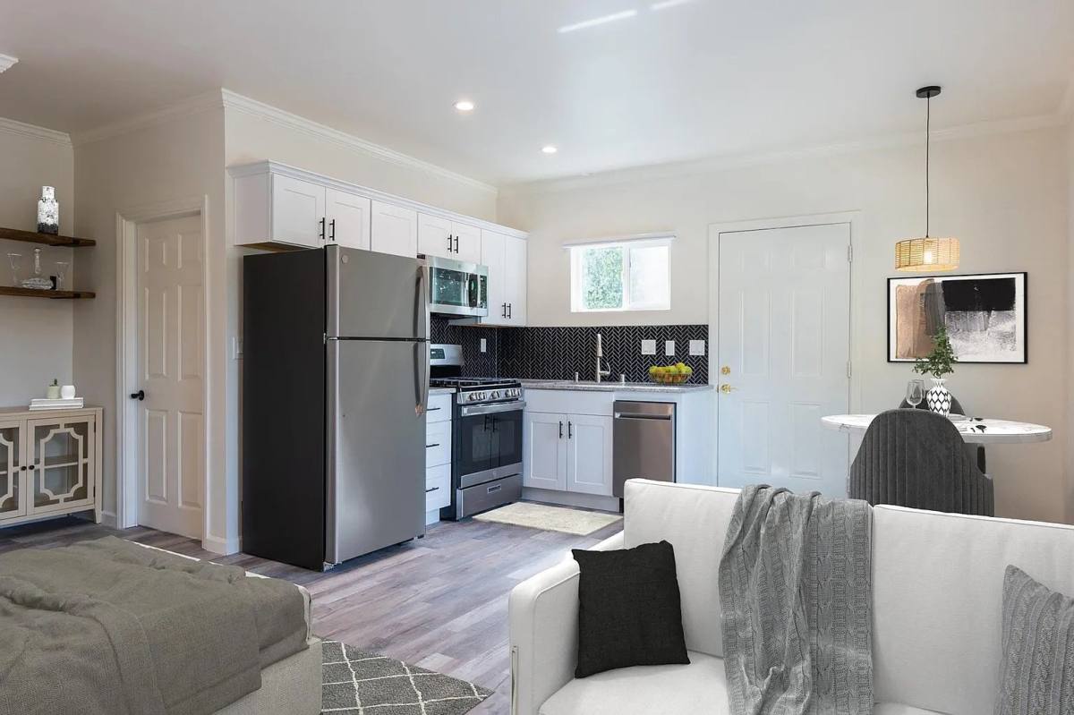 Apartment for rent at 7018 Lurline Ave, Winnetka, CA 91306