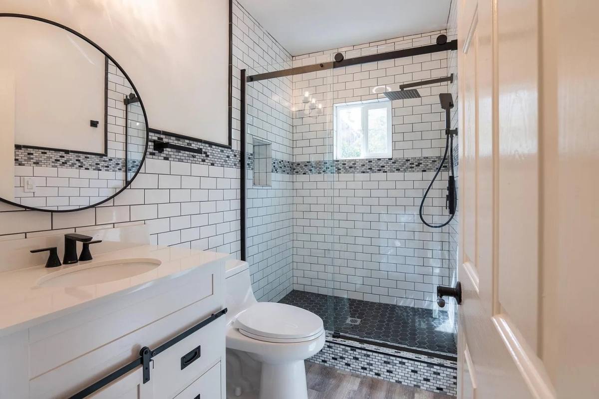 Apartment for rent at 7018 Lurline Ave, Winnetka, CA 91306