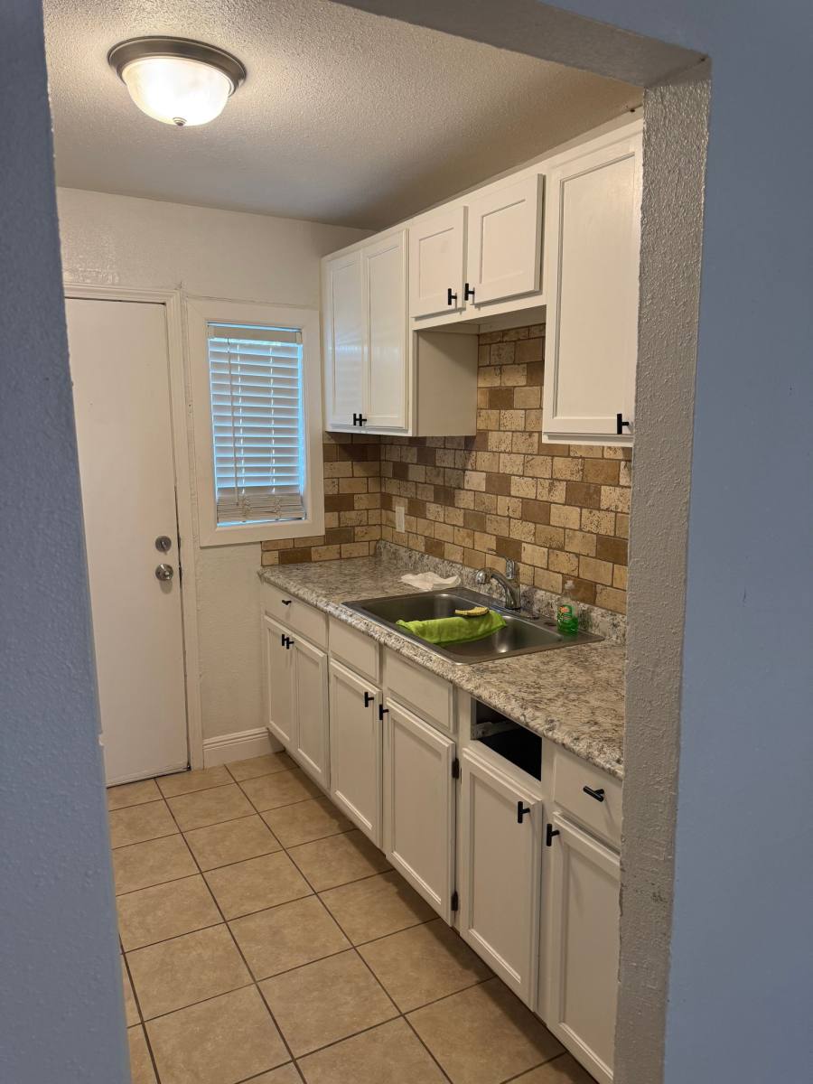 Apartment for rent at 602 Ellor Dr, San Antonio, TX 78228