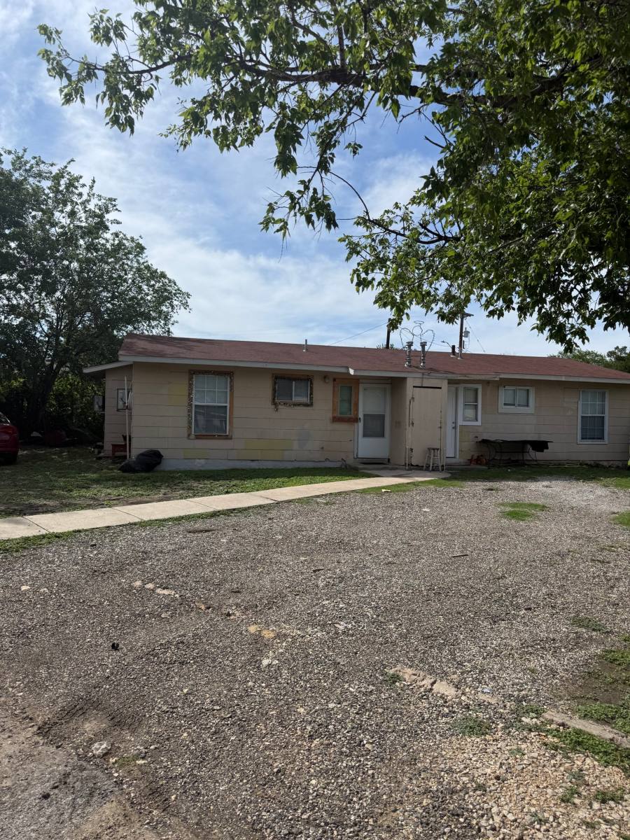 Apartment for rent at 602 Ellor Dr, San Antonio, TX 78228