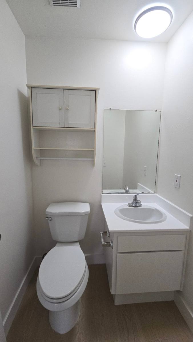 Apartment for rent at 531 S Shelton St E, Burbank, CA 91506