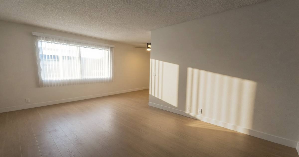 Apartment for rent at 531 S Shelton St E, Burbank, CA 91506