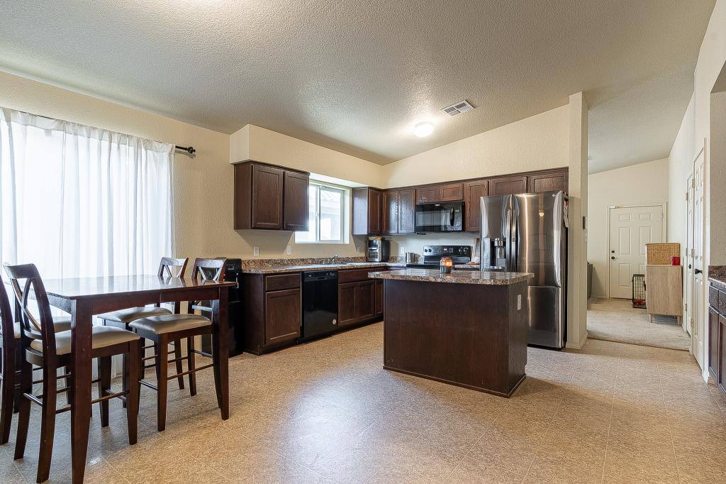 House for rent at 7851 E 44th Place, Yuma, AZ 85365