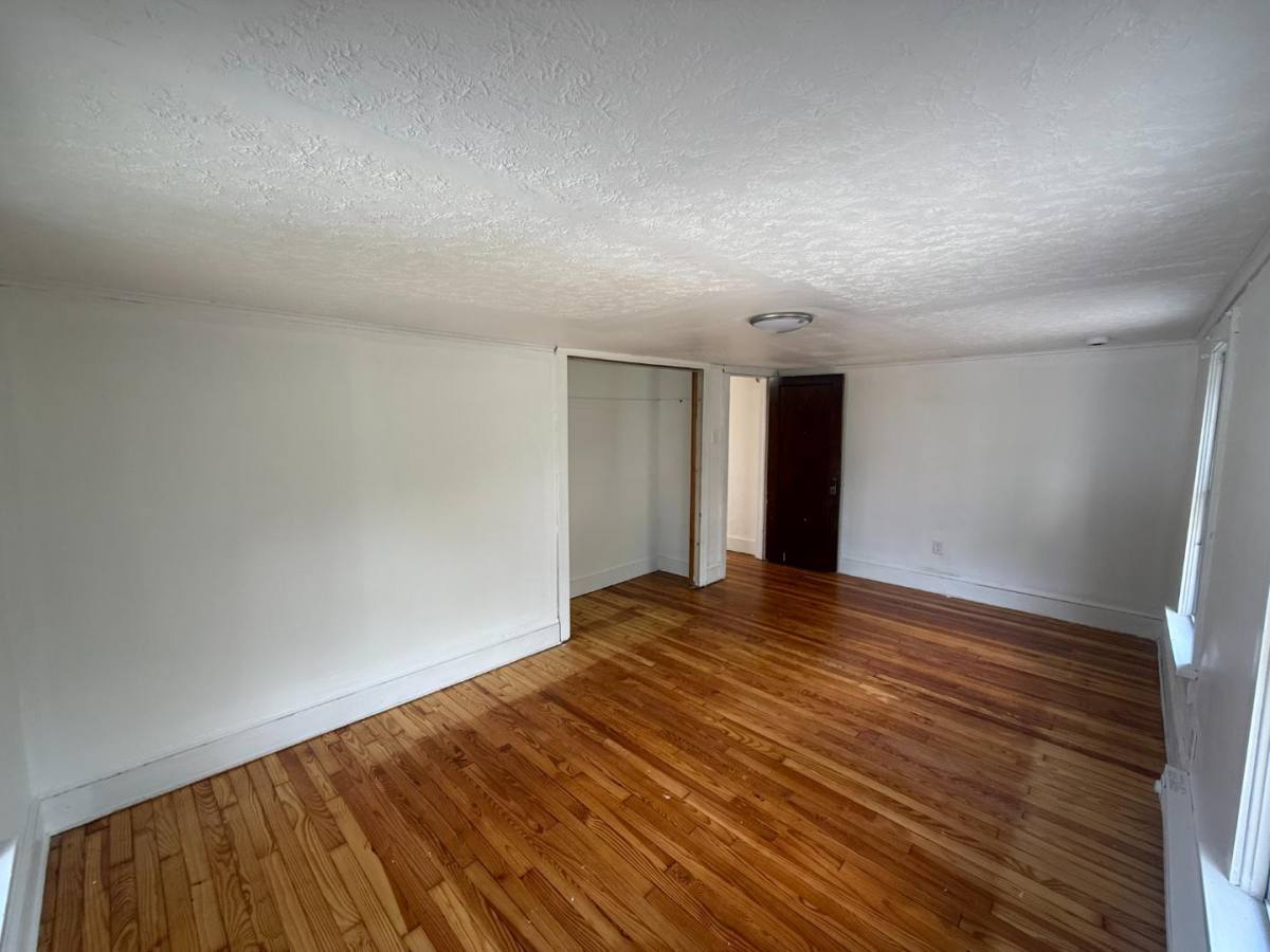 House for rent at 180 Panama St, Pittston, PA 18640