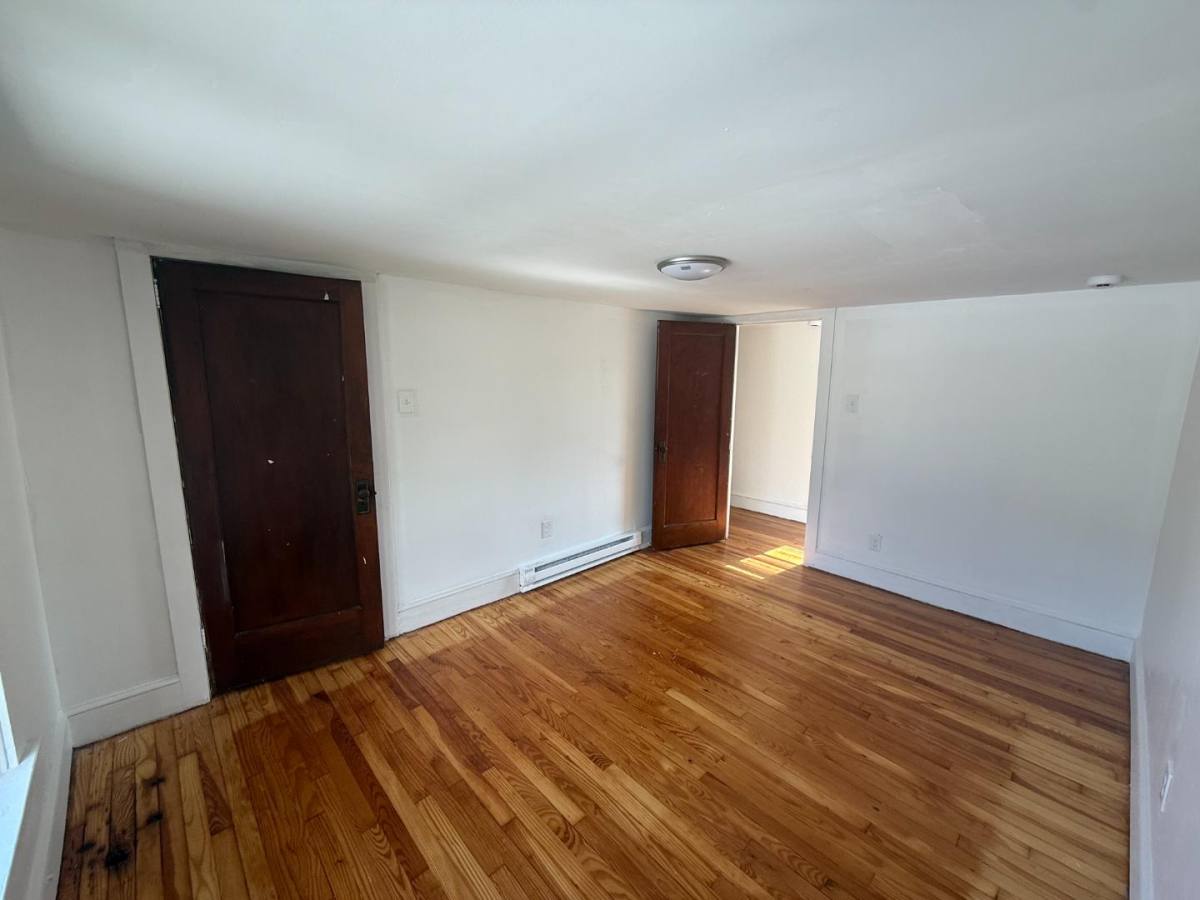 House for rent at 180 Panama St, Pittston, PA 18640