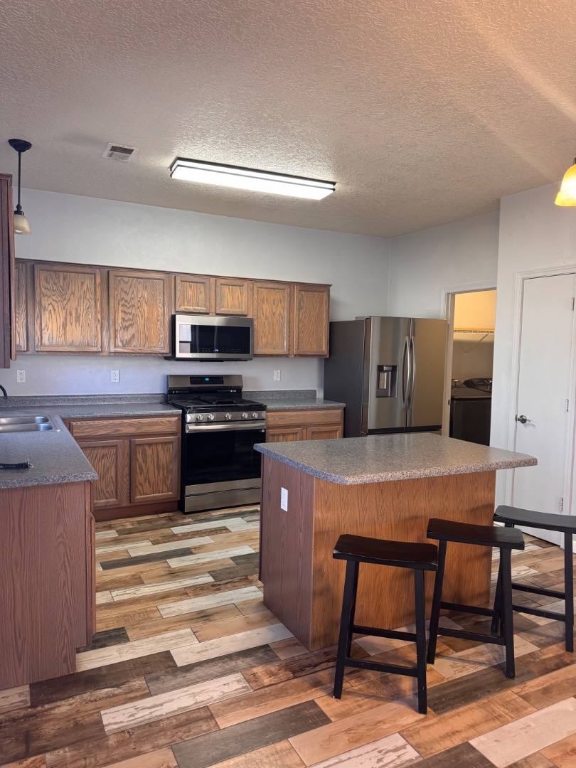 House for rent at 624 Torretta Dr SW, Albuquerque, NM 87121
