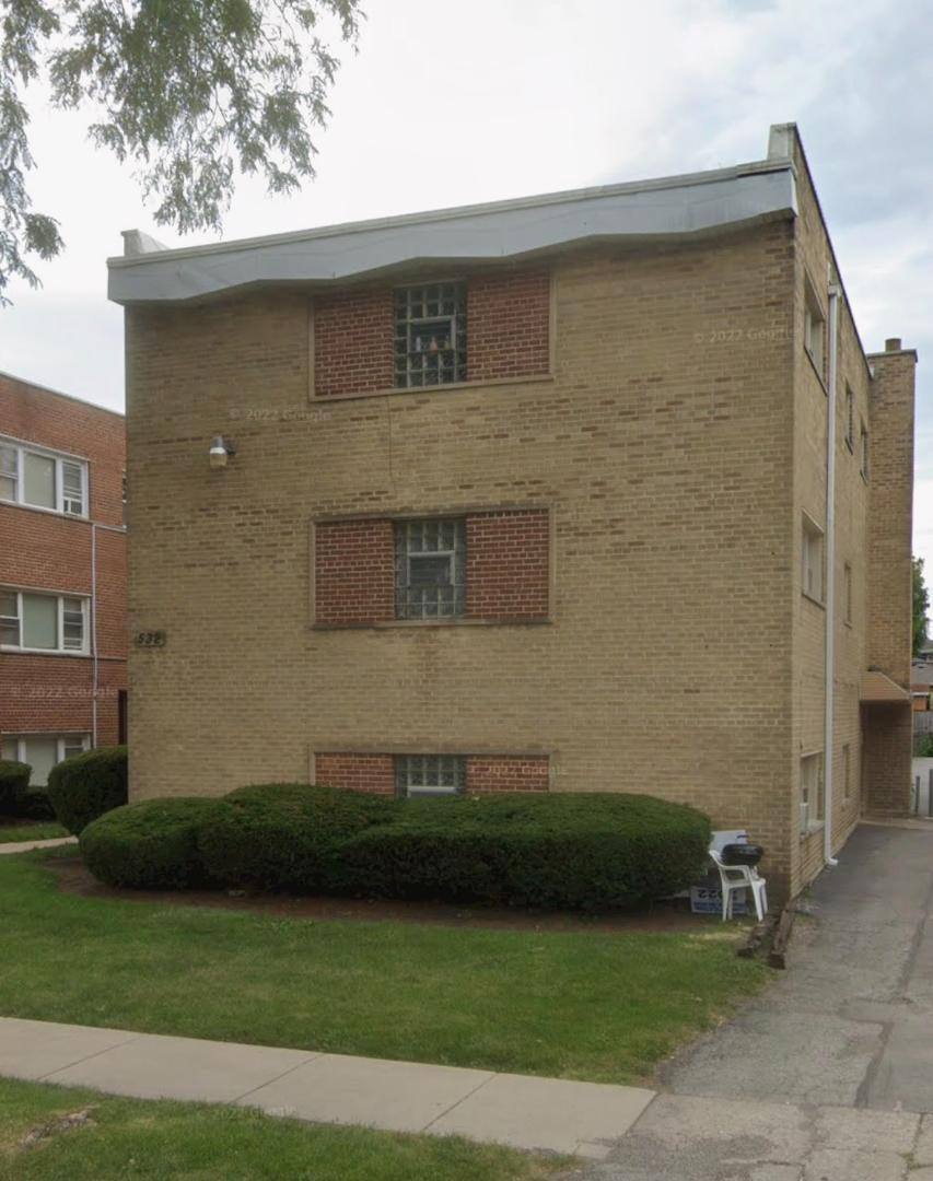 Apartment for rent at 532 N Ardmore Ave #2E, Villa Park, IL 60181