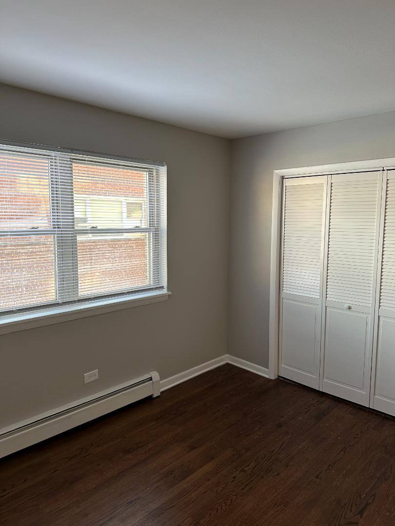 Apartment for rent at 532 N Ardmore Ave #2E, Villa Park, IL 60181