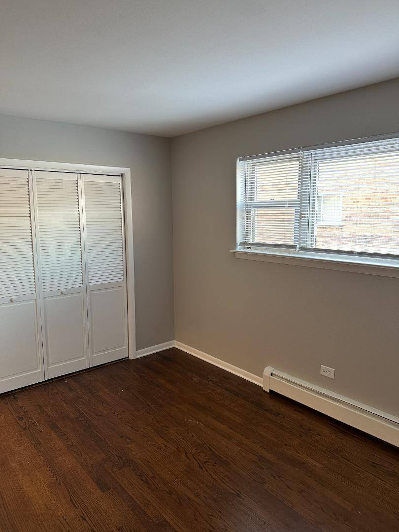 Apartment for rent at 532 N Ardmore Ave #2E, Villa Park, IL 60181