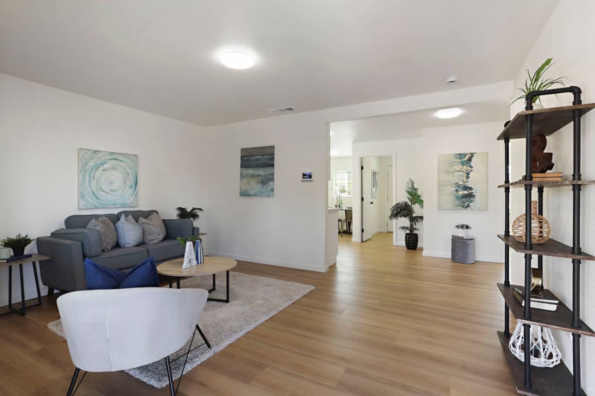 House for rent at 107 S Walnut Ave #111, Manteca, CA 95337