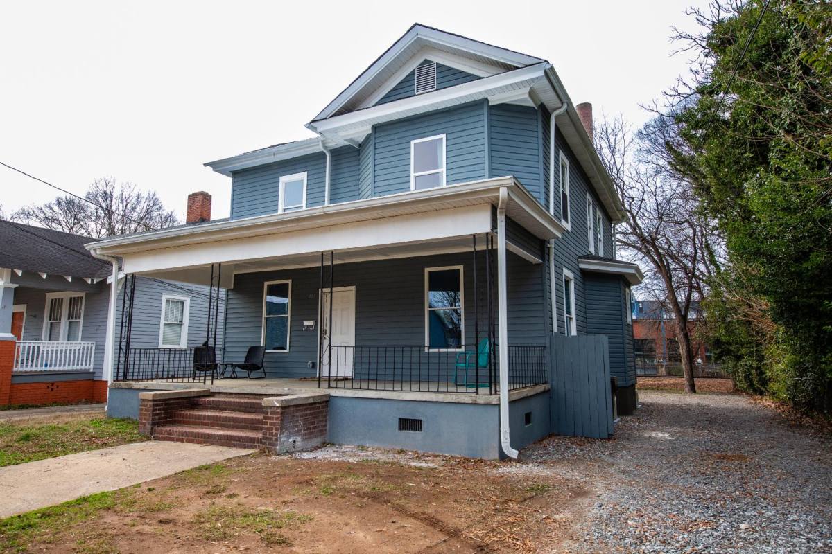 Apartment for rent at 417 Ebenezer Ave #6, Rock Hill, SC 29730