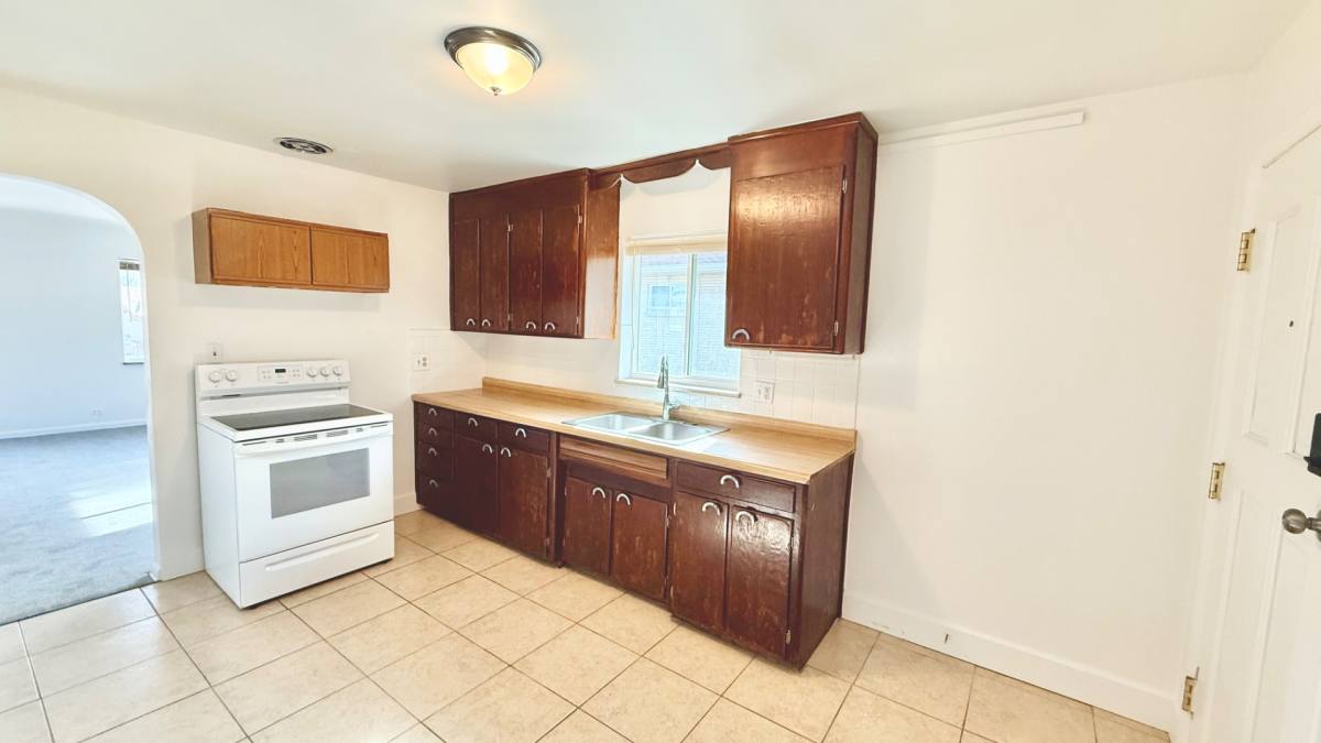Apartment for rent at 3631-3637 S Sherman St, Englewood, CO 80113