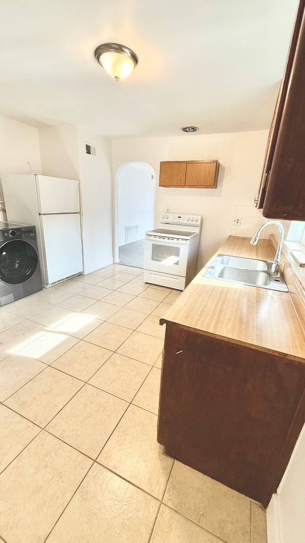 Apartment for rent at 3631-3637 S Sherman St, Englewood, CO 80113