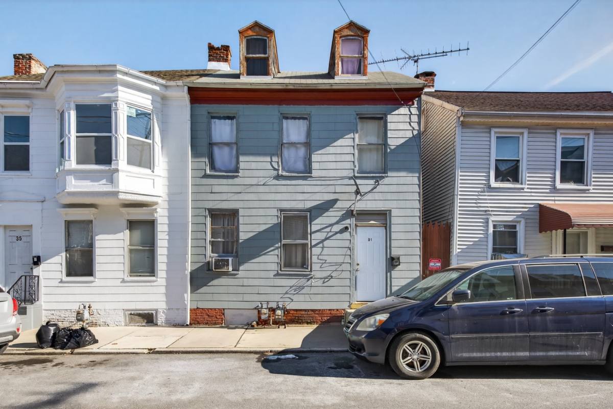 Apartment for rent at 31 N Hartley St #2, York, PA 17401