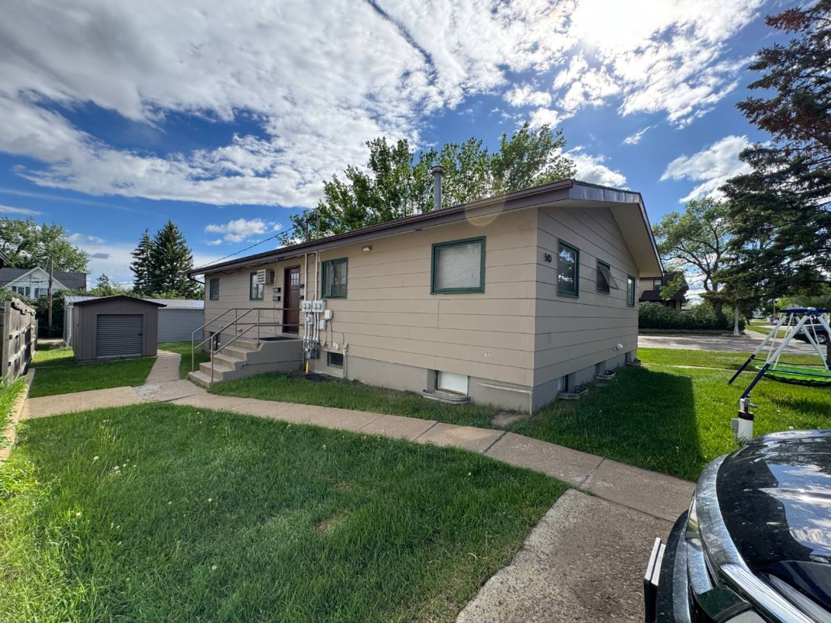 Apartment for rent at 540 3rd Ave W #4, Dickinson, ND 58601