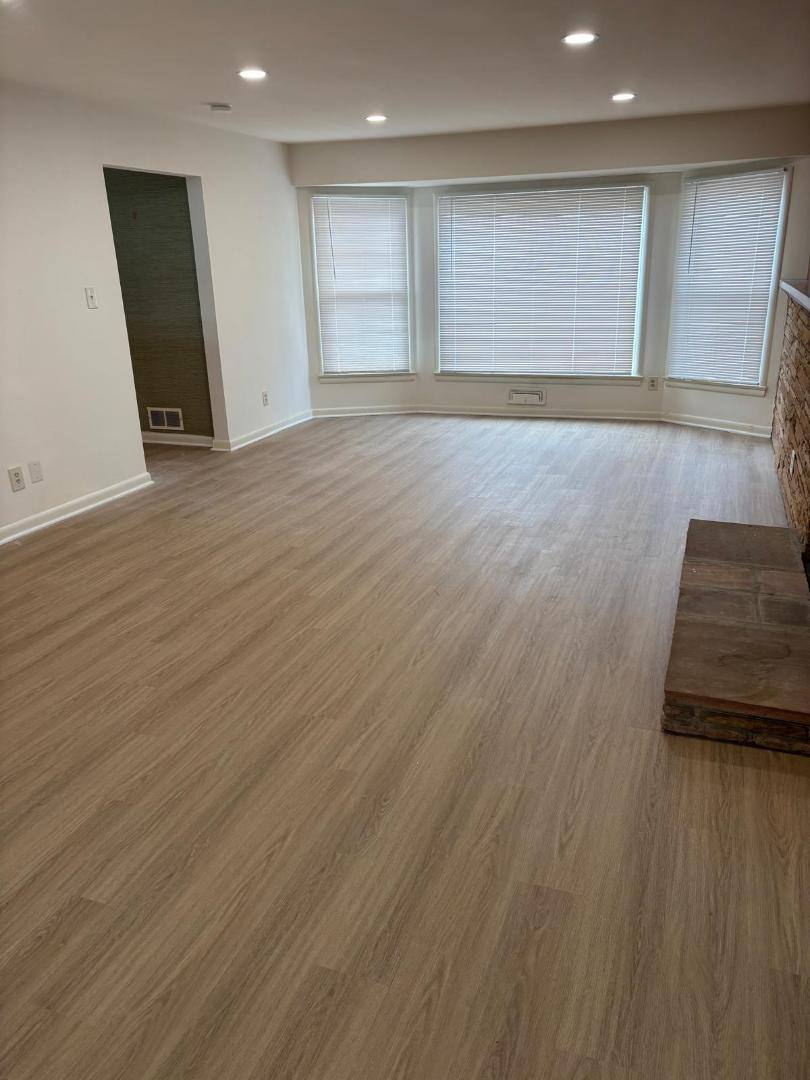 House for rent at 5920 Autumn Dr, McLean, VA 22101