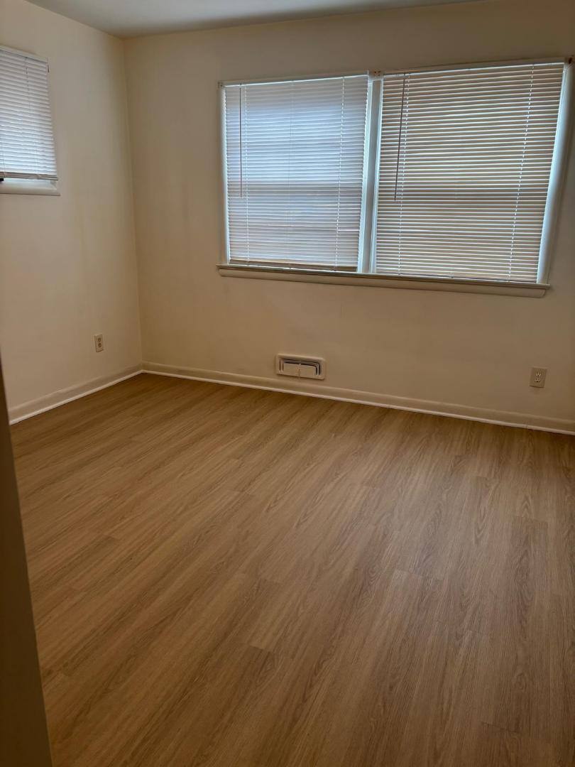 House for rent at 5920 Autumn Dr, McLean, VA 22101