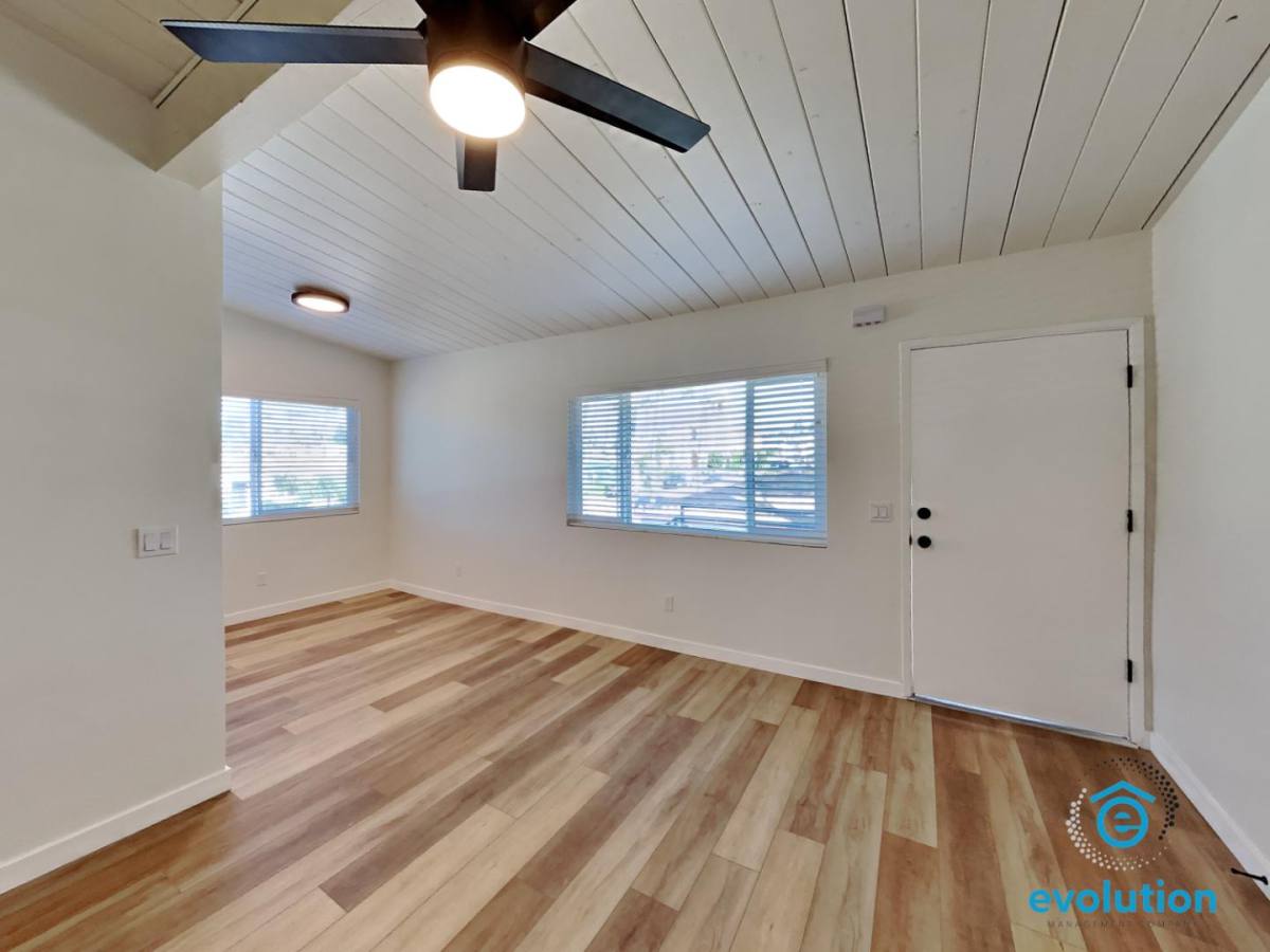 Apartment for rent at 4835 Saratoga Ave 6 Ap, San Diego, CA 92107