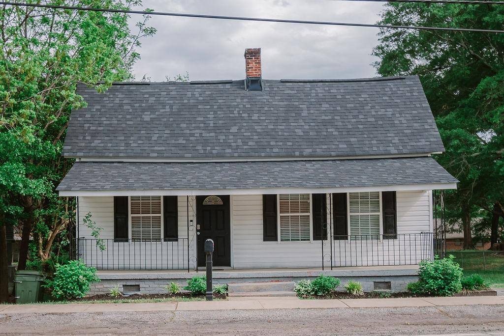 House for rent at 421 Fairview St, Fountain Inn, SC 29644