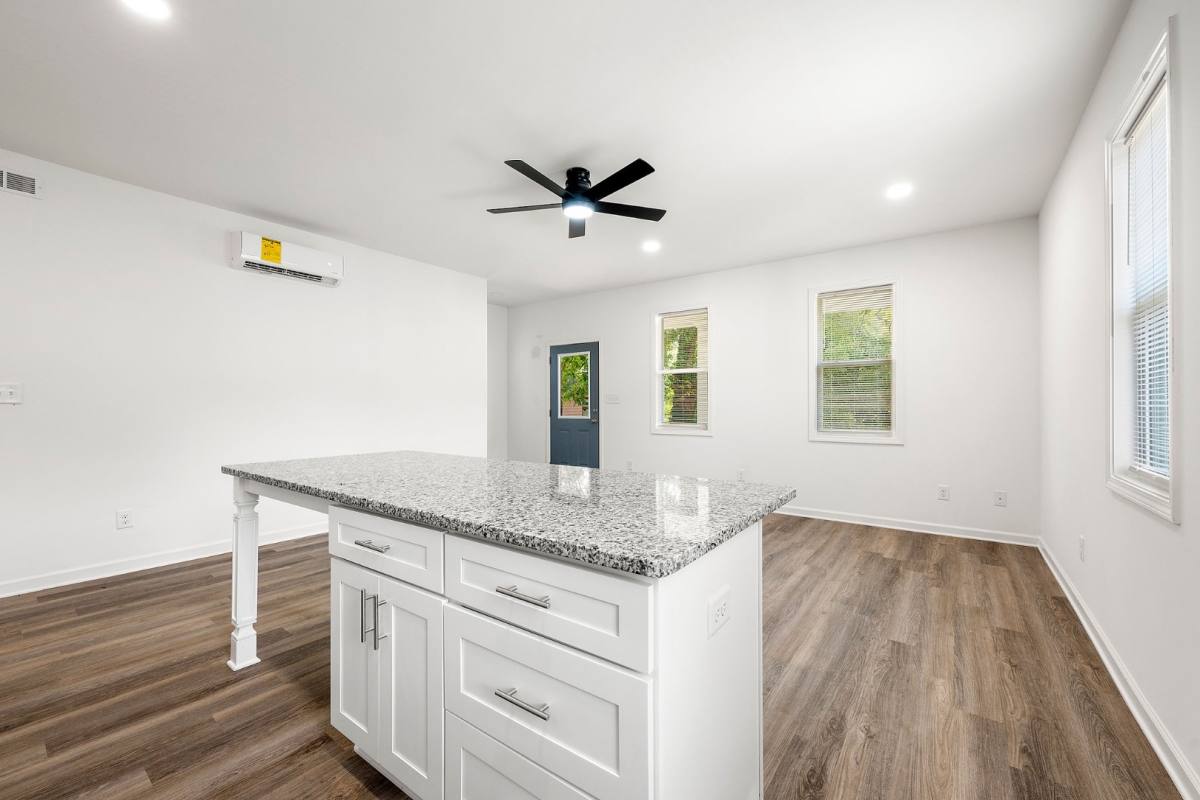 Apartment for rent at 255 Love St SW, Atlanta, GA 30315
