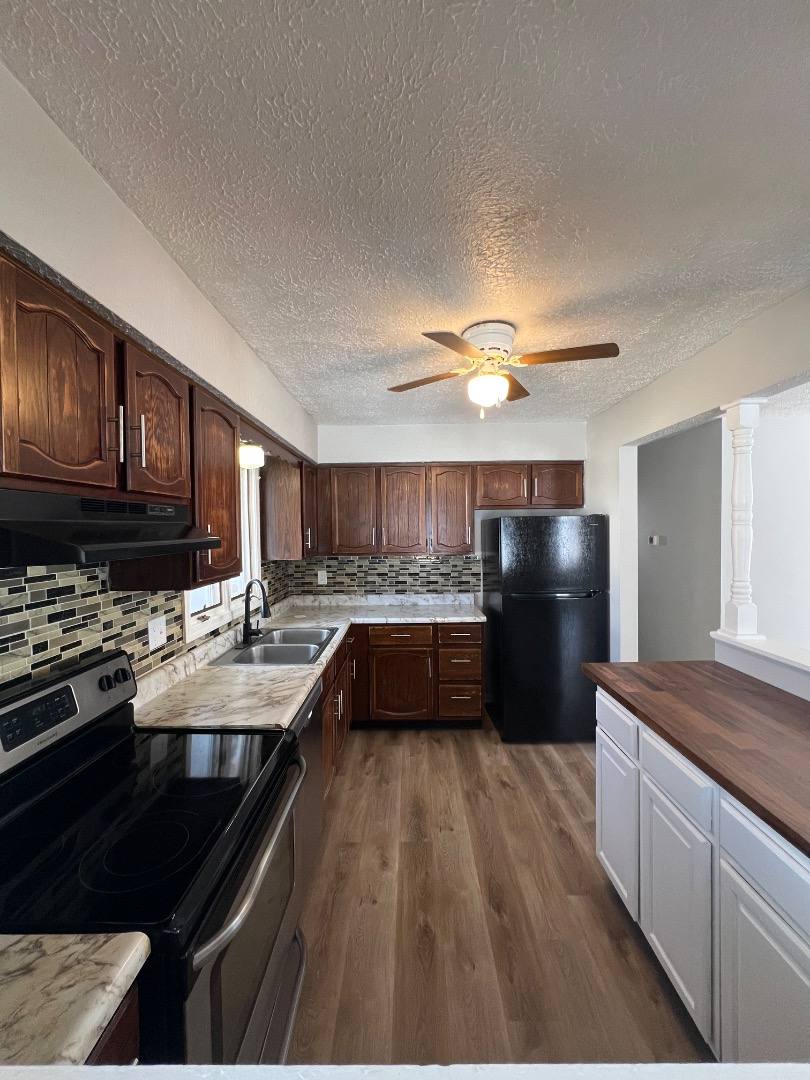 Apartment for rent at 7525 Ditch Rd, Indianapolis, IN 46260