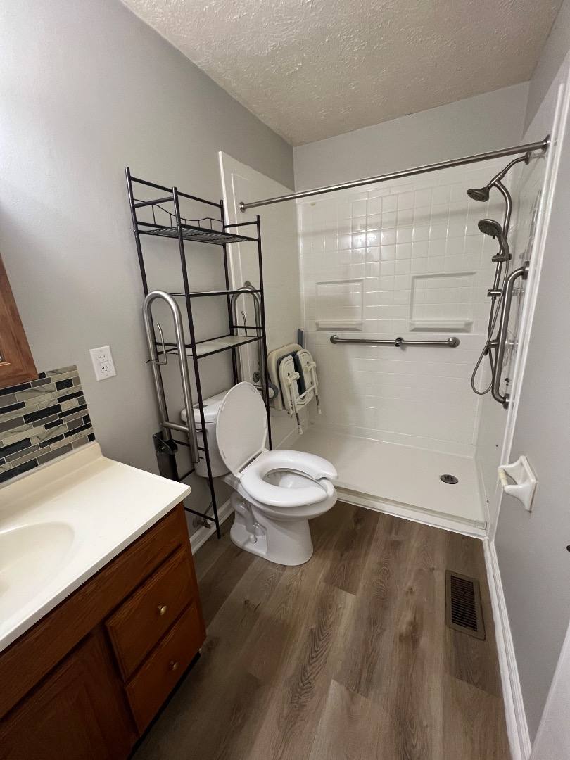 Apartment for rent at 7525 Ditch Rd, Indianapolis, IN 46260