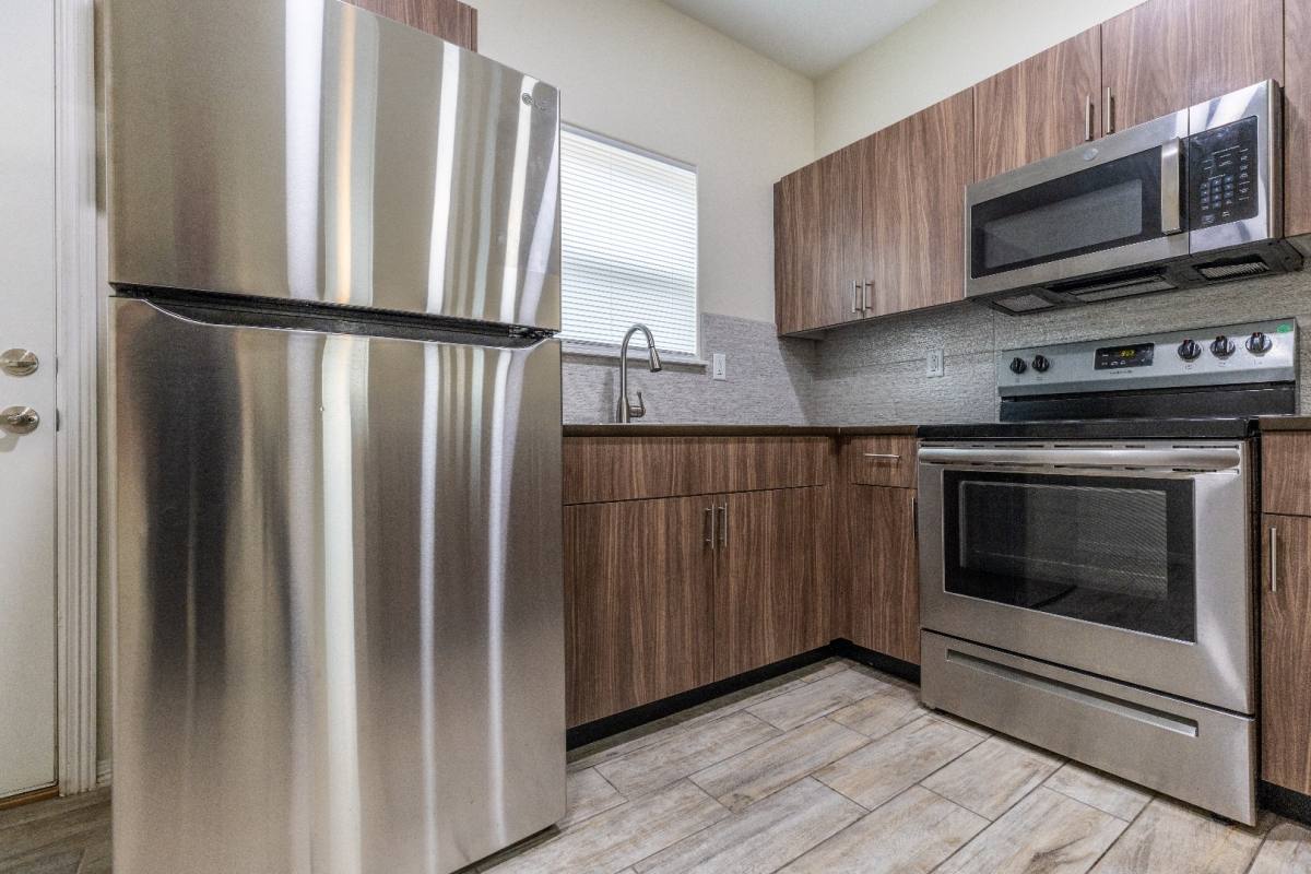 Apartment for rent at 1601 W Greenwich St #1, Edinburg, TX 78541