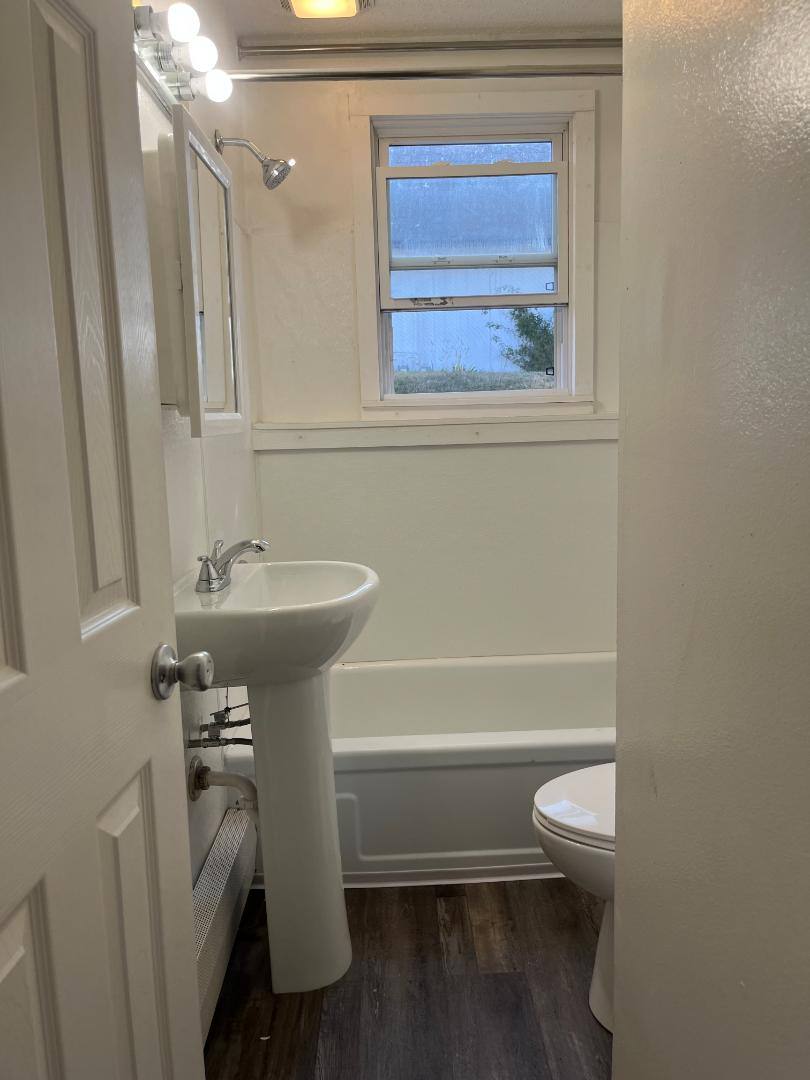 Apartment for rent at 1624 NW 5th St #2, Ankeny, IA 50023