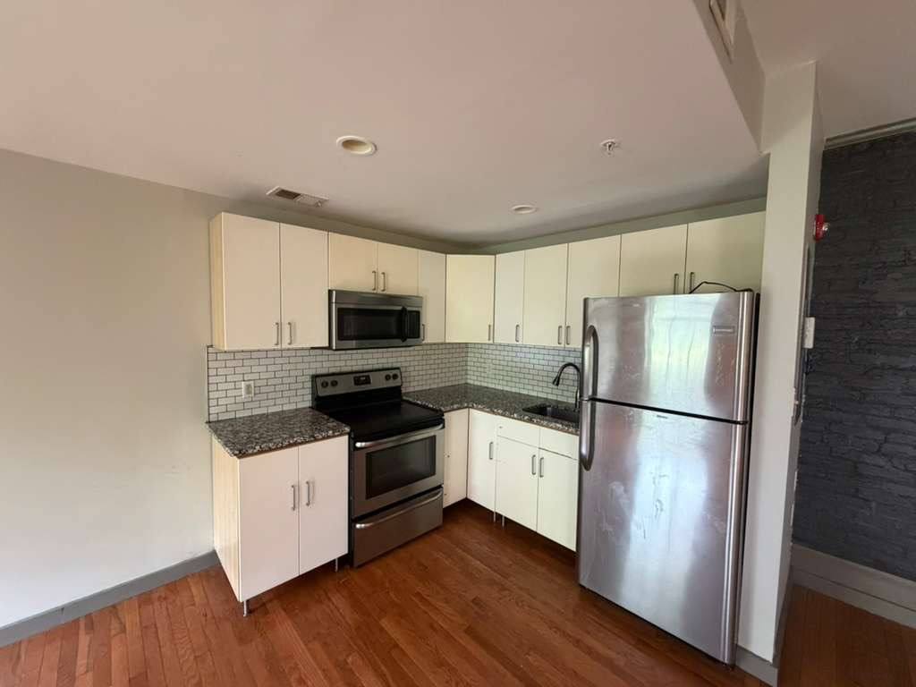 Apartment for rent at 513 Cathedral St #3A, Baltimore, MD 21201