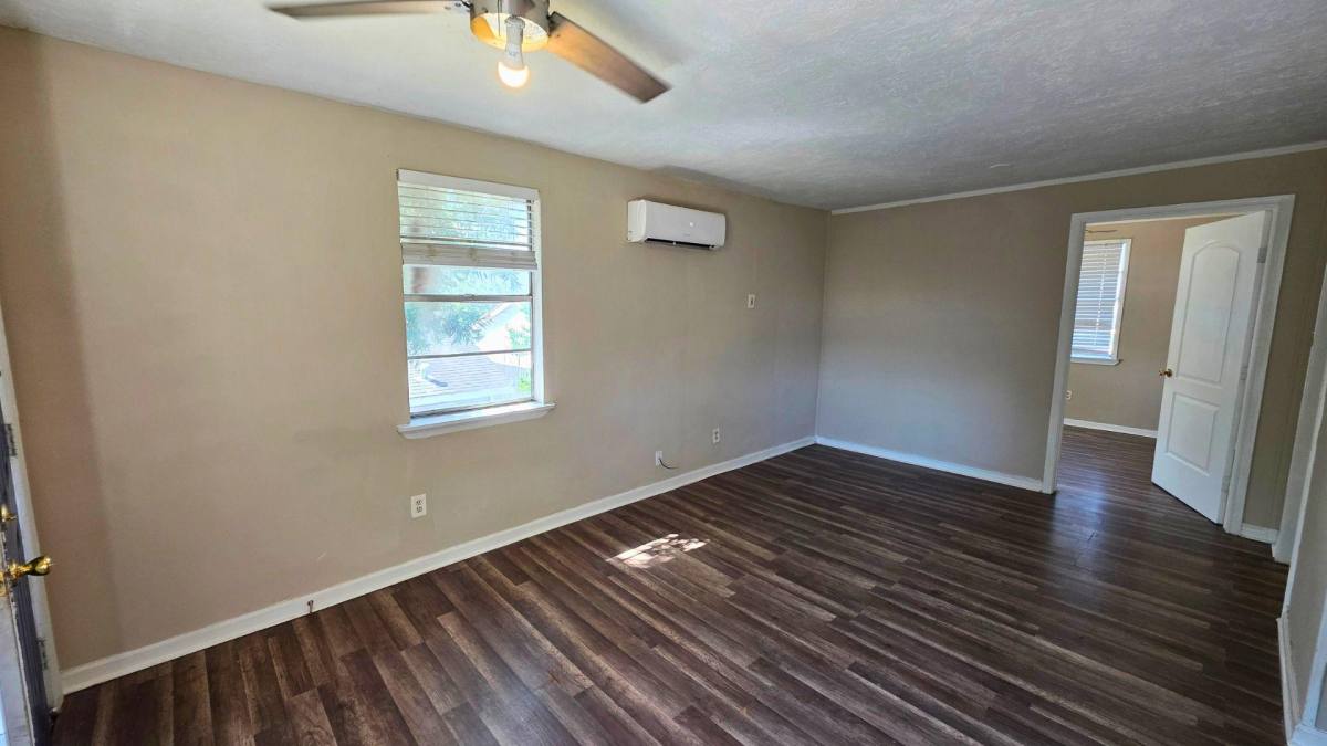 Apartment for rent at 13501 Topeka St #B, Houston, TX 77015