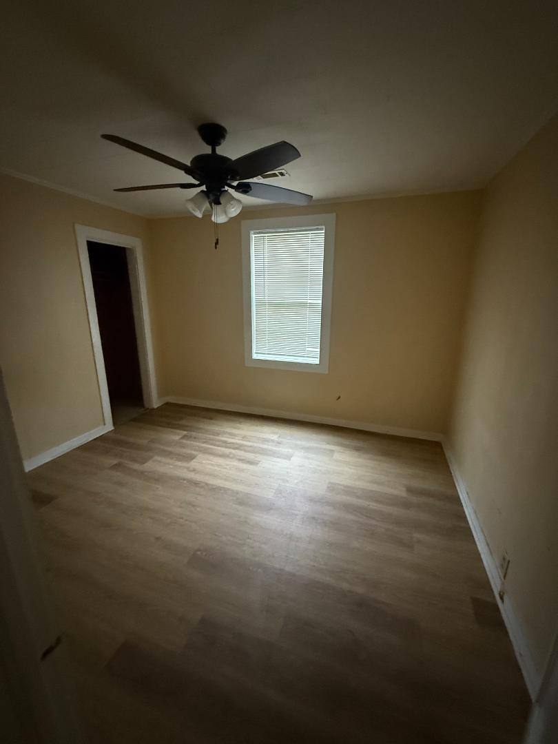 Apartment for rent at 924 2nd Ave NE, Fayette, AL 35555