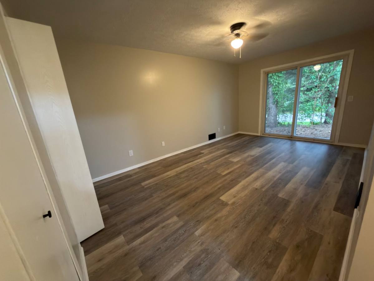 Apartment for rent at 6794 Sun Valley Ave NE, Canton, OH 44721