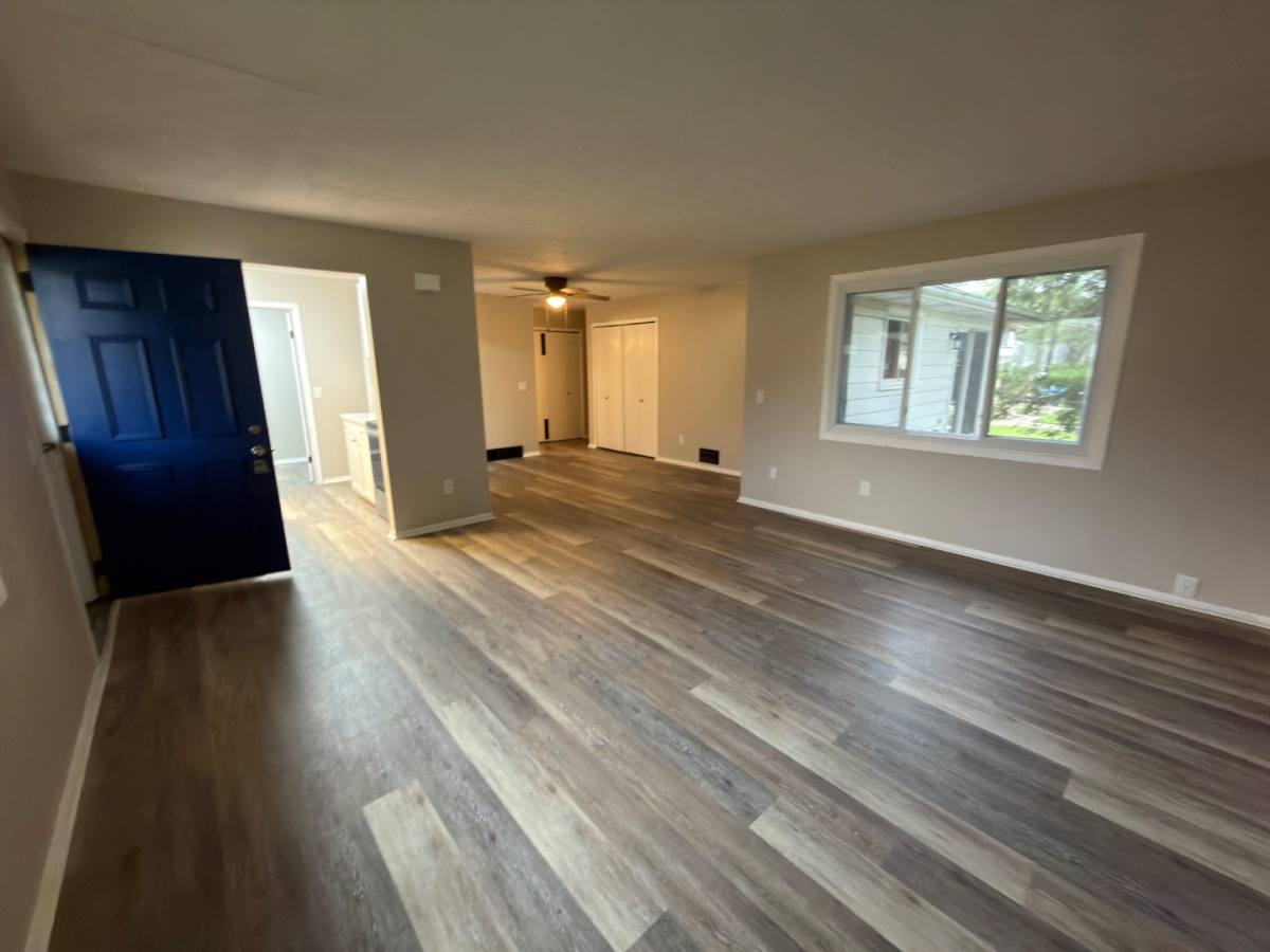 Apartment for rent at 6794 Sun Valley Ave NE, Canton, OH 44721