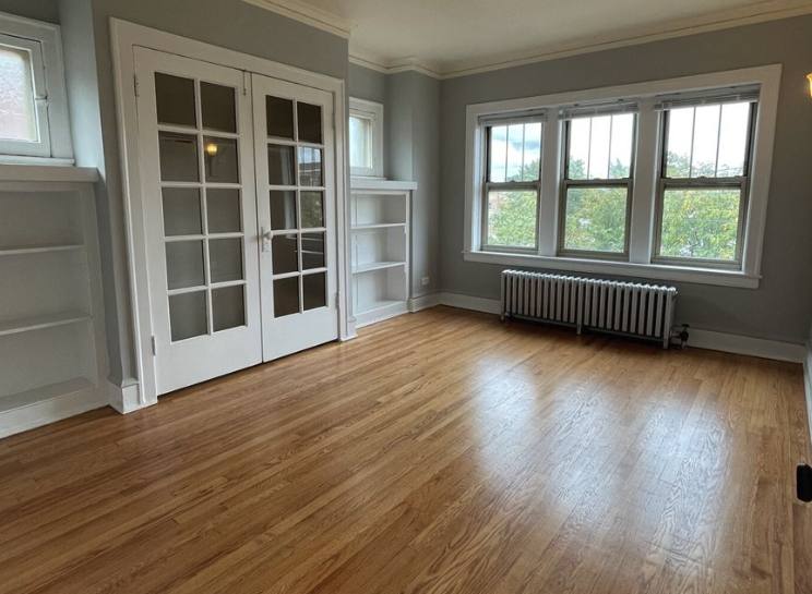 Apartment for rent at 5111 W Montrose Ave #3B, Chicago, IL 60641